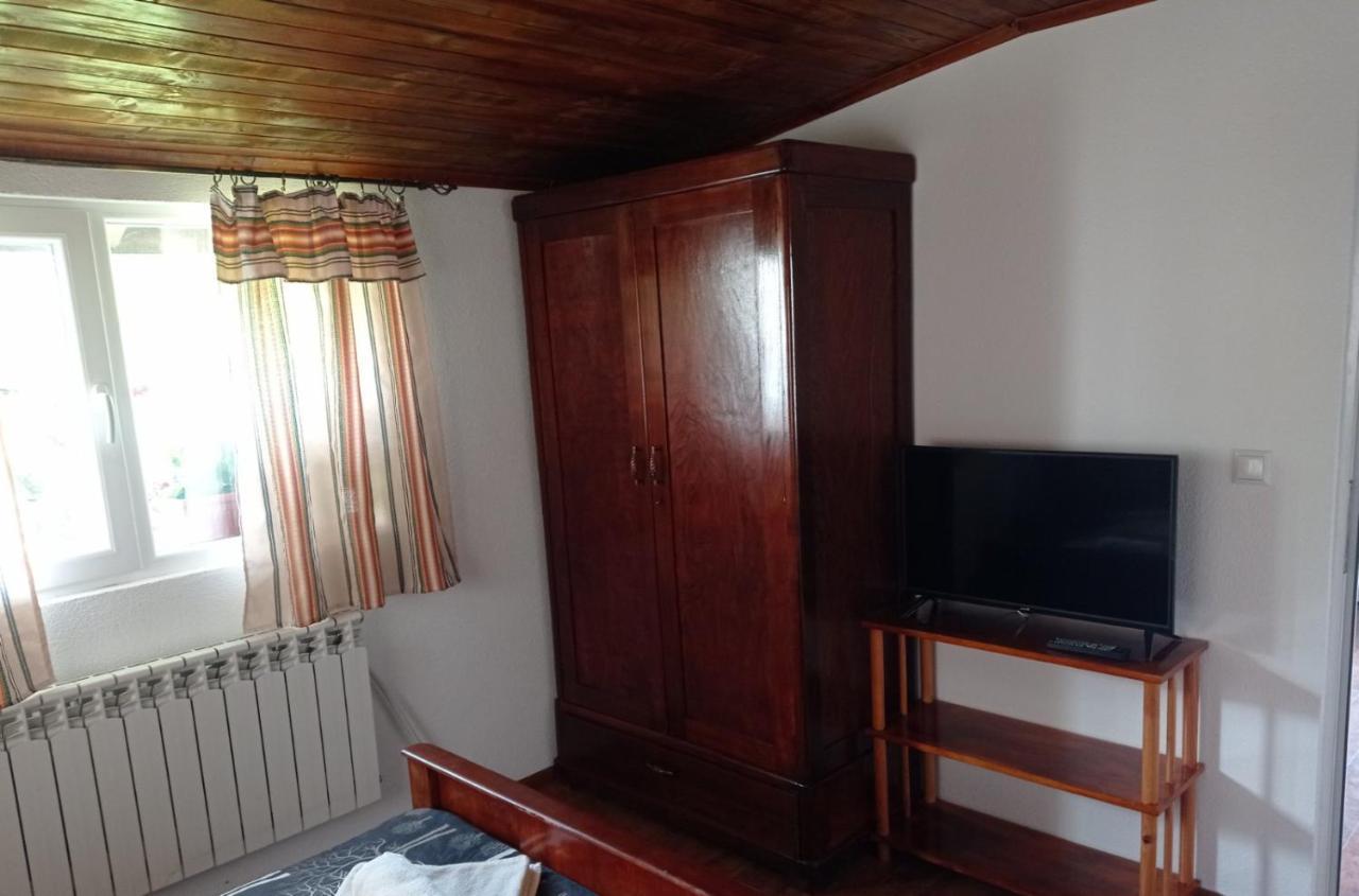Семейна Къща Лазарови Sapareva Banya Exterior foto