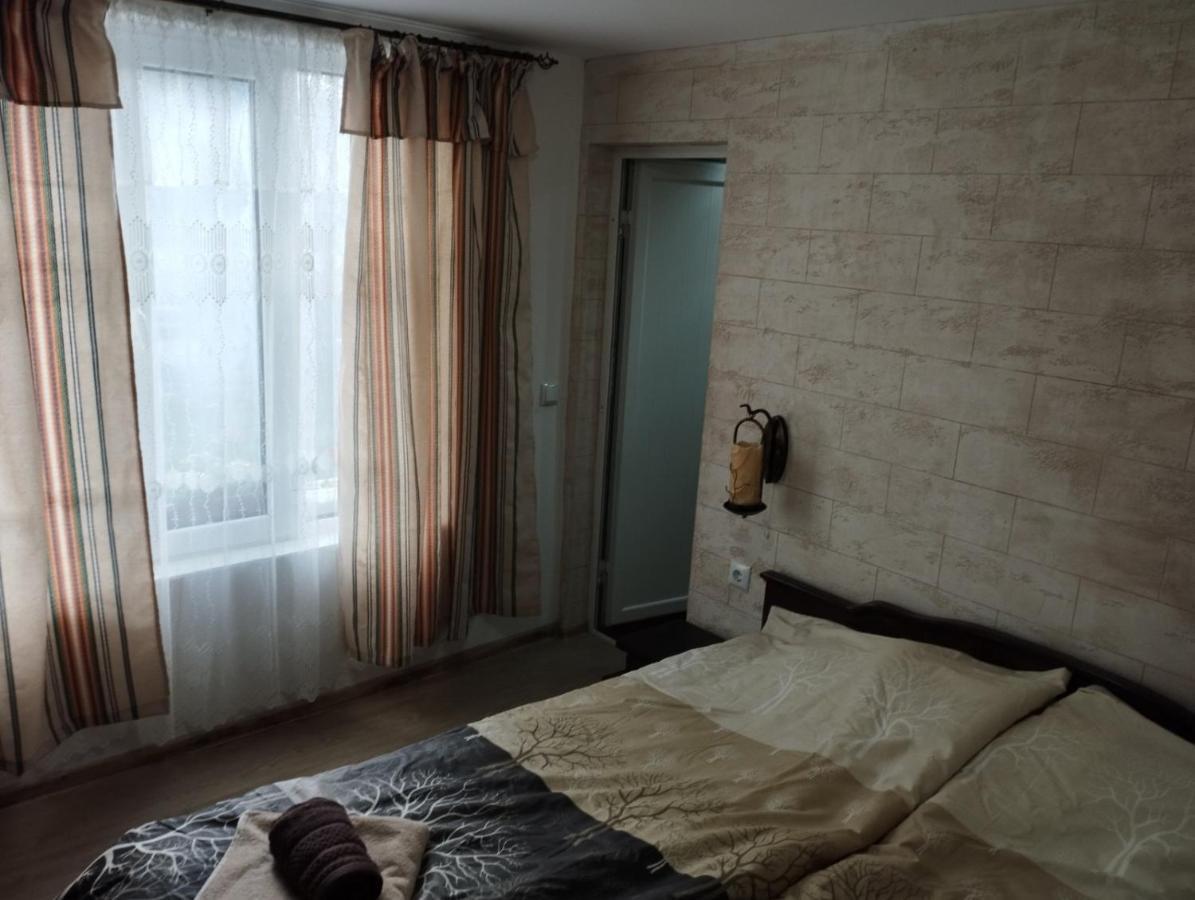 Семейна Къща Лазарови Sapareva Banya Exterior foto